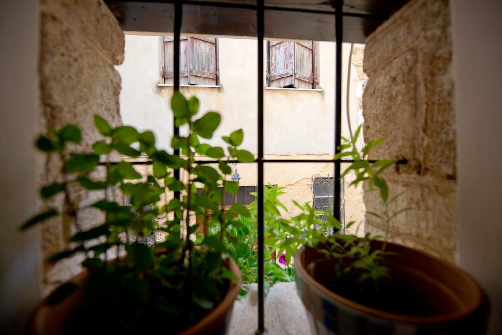 Katerina Traditional Rooms ハニア 部屋 写真